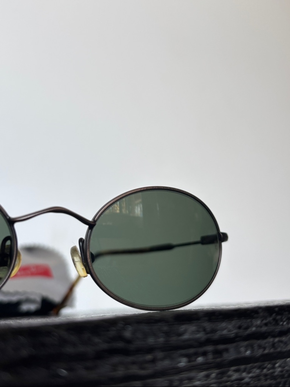 Vintage B&L Ray-Ban Black Metal Oval Sunglasses with Green Lenses - Picture 11 of 12